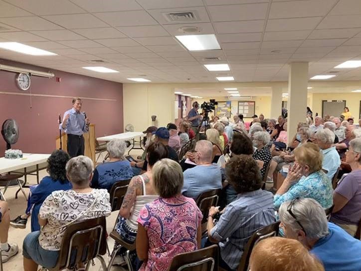 Blumenthal met with residents of Three Gardens, Cedar Springs and Forest Hills mobile home communities in Southington to discuss concerns over unsafe conditions and increased rental fees.